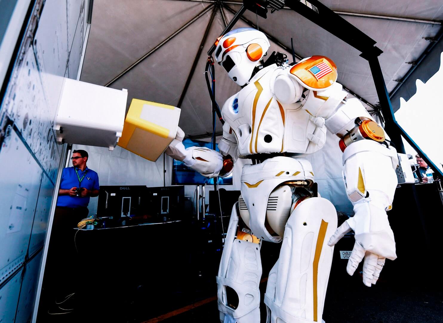 Роботы на Марсе: готовы ли современные машины к покорению Красной планеты? - 1